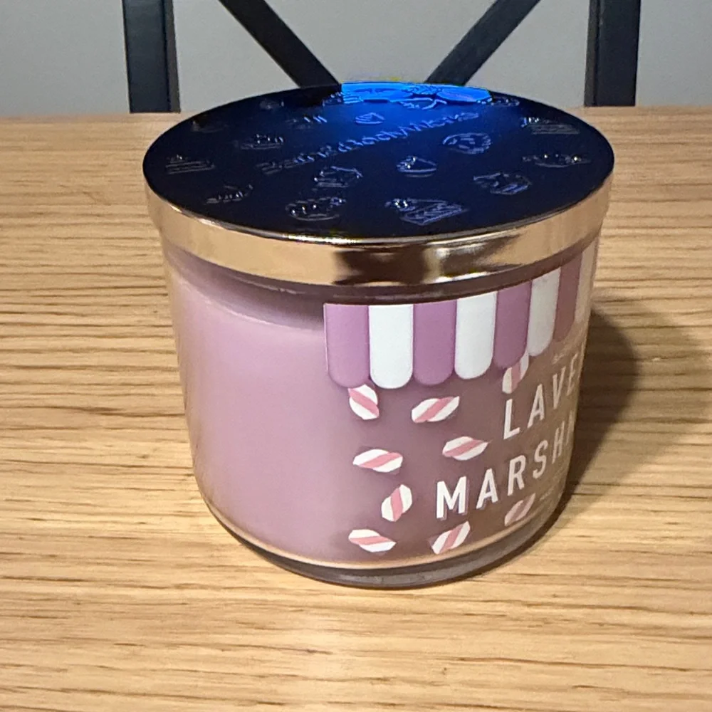 Bath & Body Works 3 Wick Candle. Lavender Marshmallow. - Picture 4 of 8